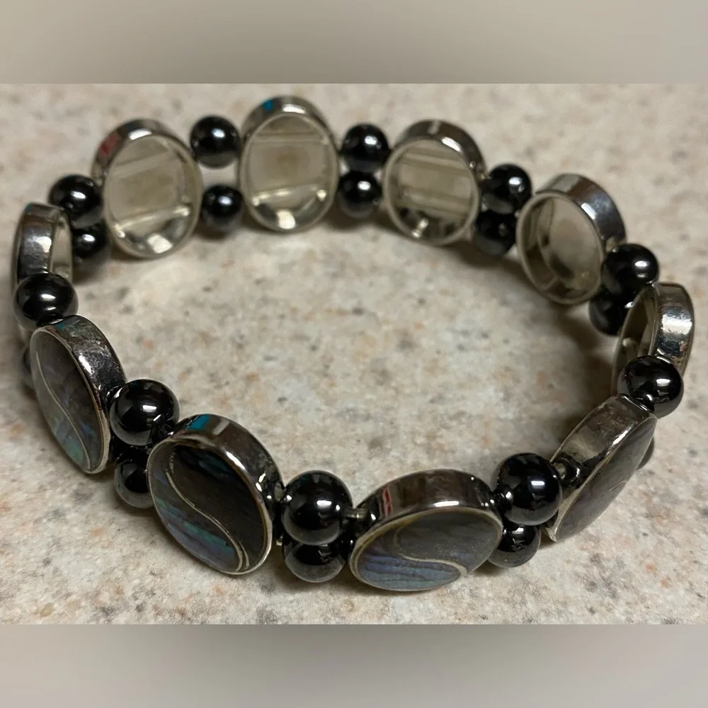 Equilibrium Chakra Abalone & Hematite Oval Disc Stretch Bracelet